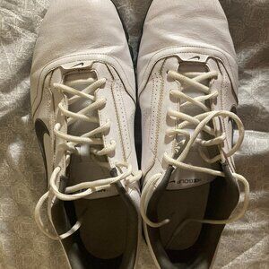 MENS NIKE SPIKED GOLF SHOES - SIZE 13W